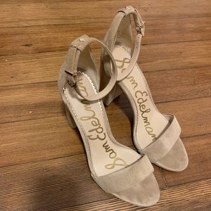 Sam Edelman Yaro Block Sandal in “Oatmeal Suede”
